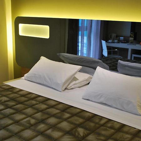 Idea Hotel Plus Savona Esterno foto