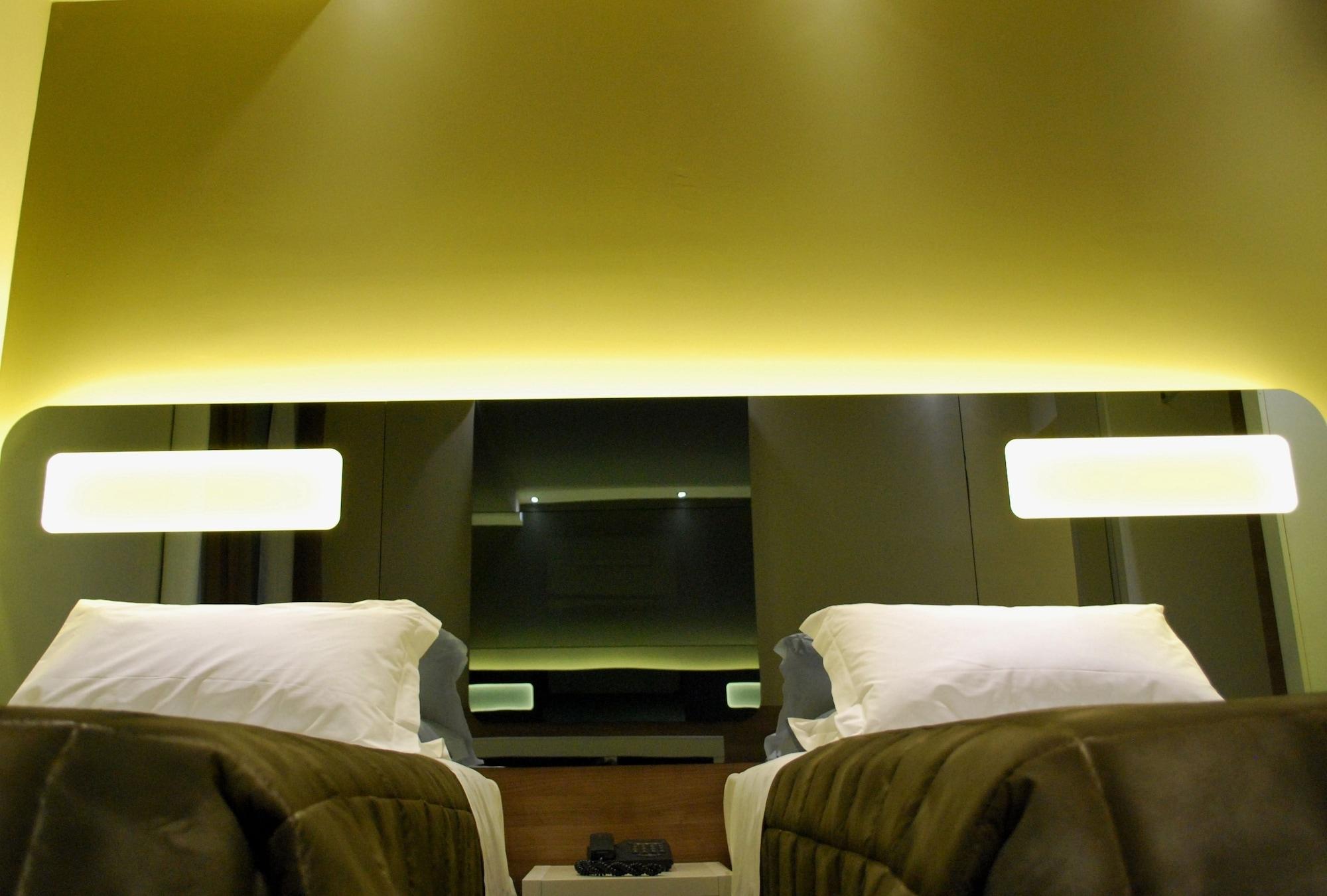 Idea Hotel Plus Savona Esterno foto