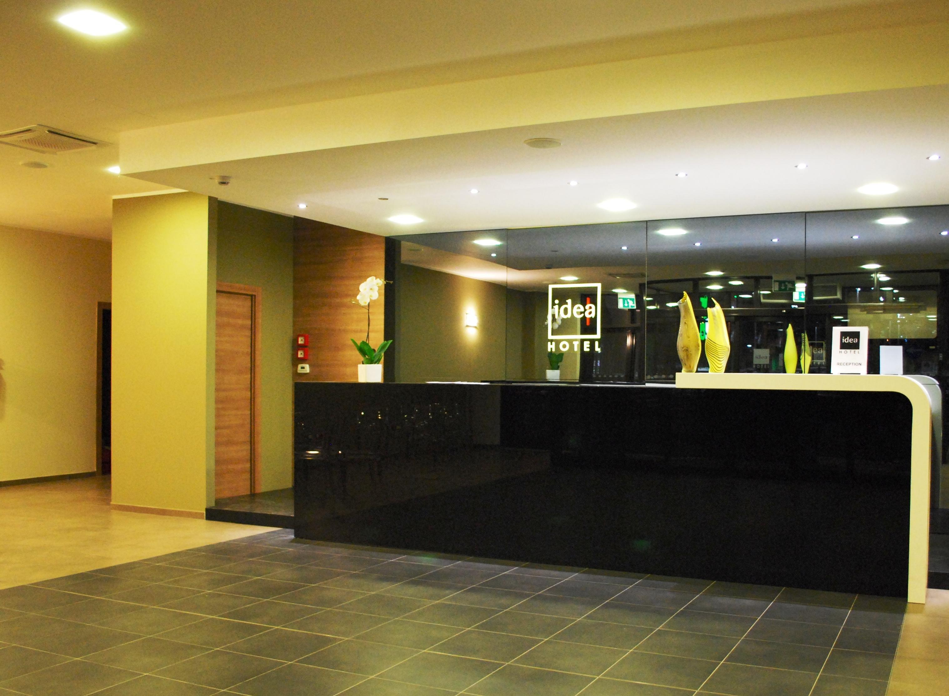 Idea Hotel Plus Savona Esterno foto