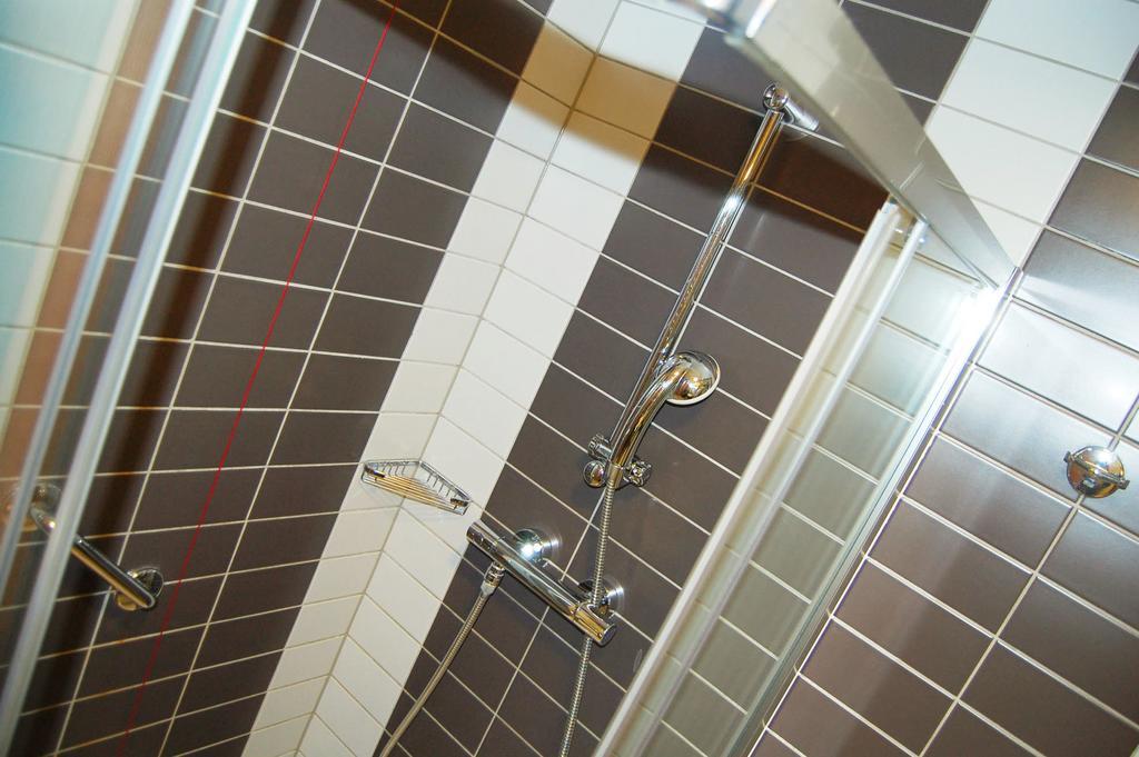 Idea Hotel Plus Savona Esterno foto