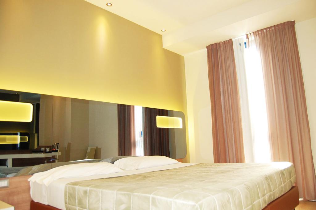 Idea Hotel Plus Savona Esterno foto
