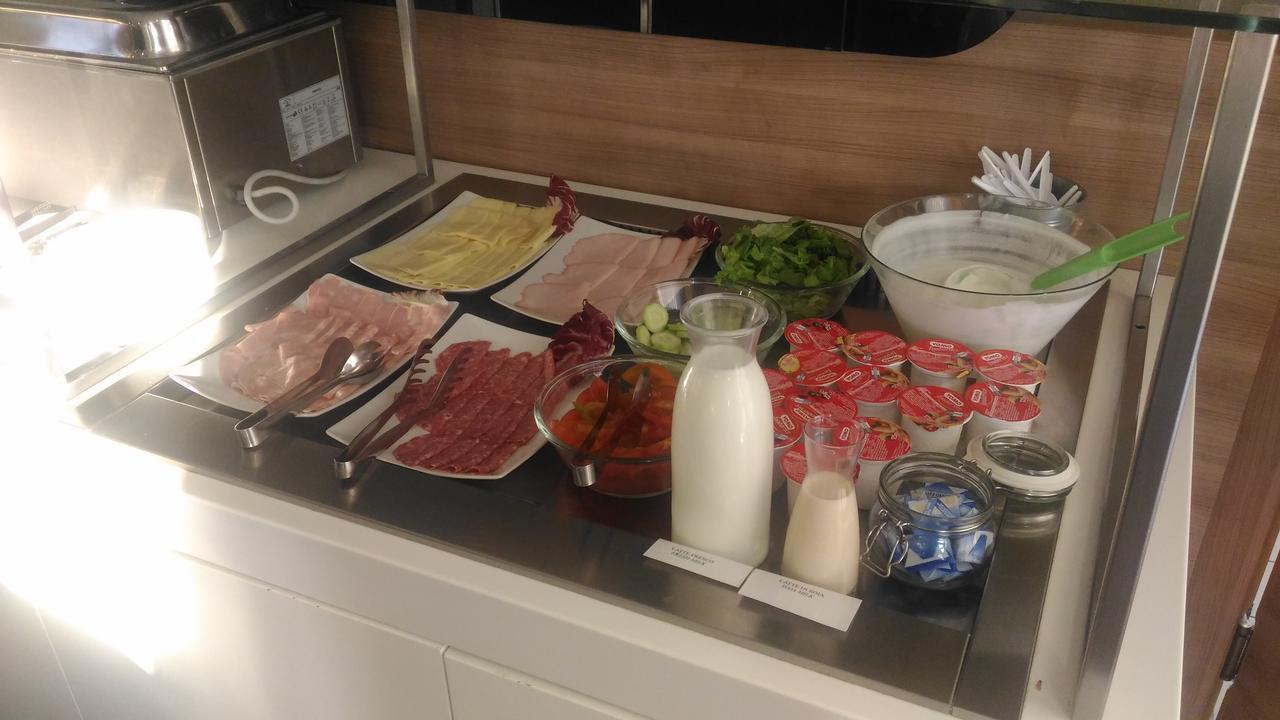 Idea Hotel Plus Savona Esterno foto